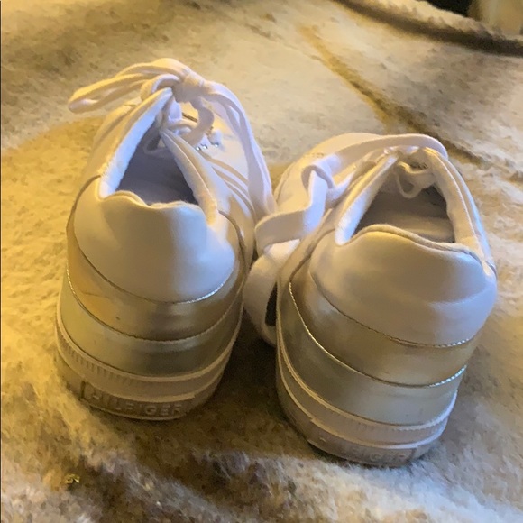 Shoes - Picture 3 of 4